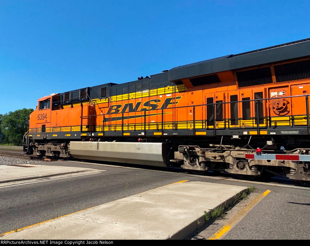 BNSF 6394